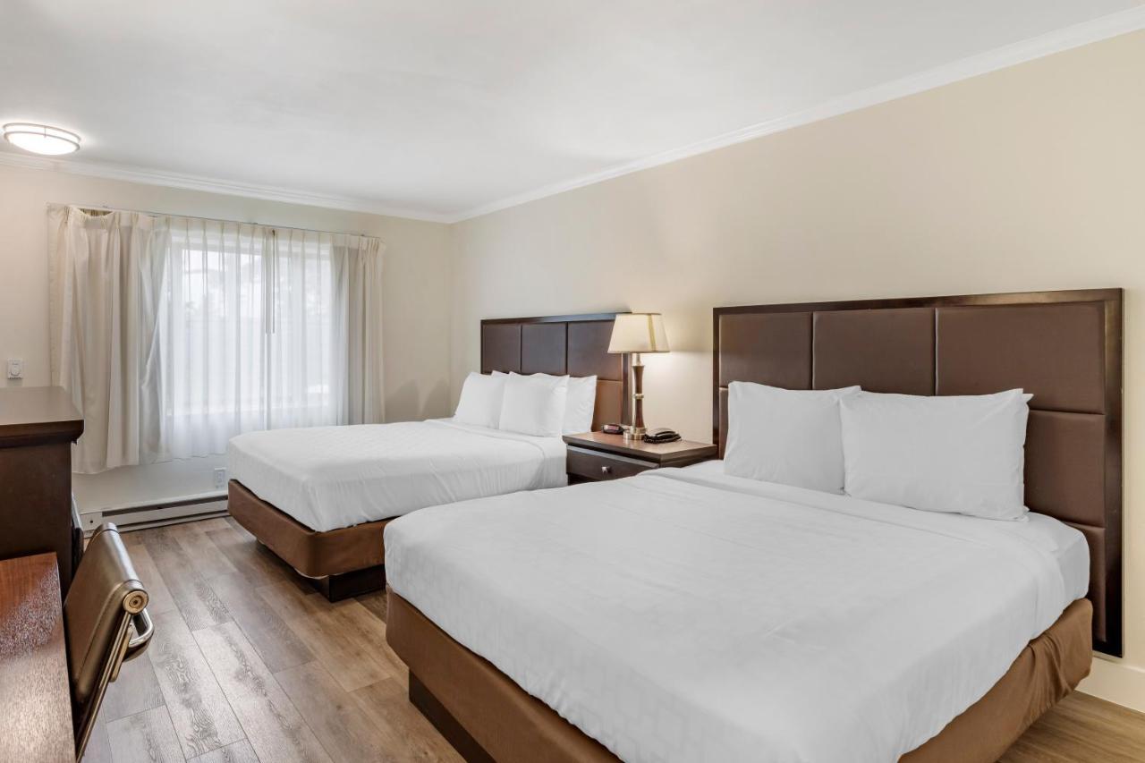 Best Western Carmel'S Town House Lodge Bagian luar foto