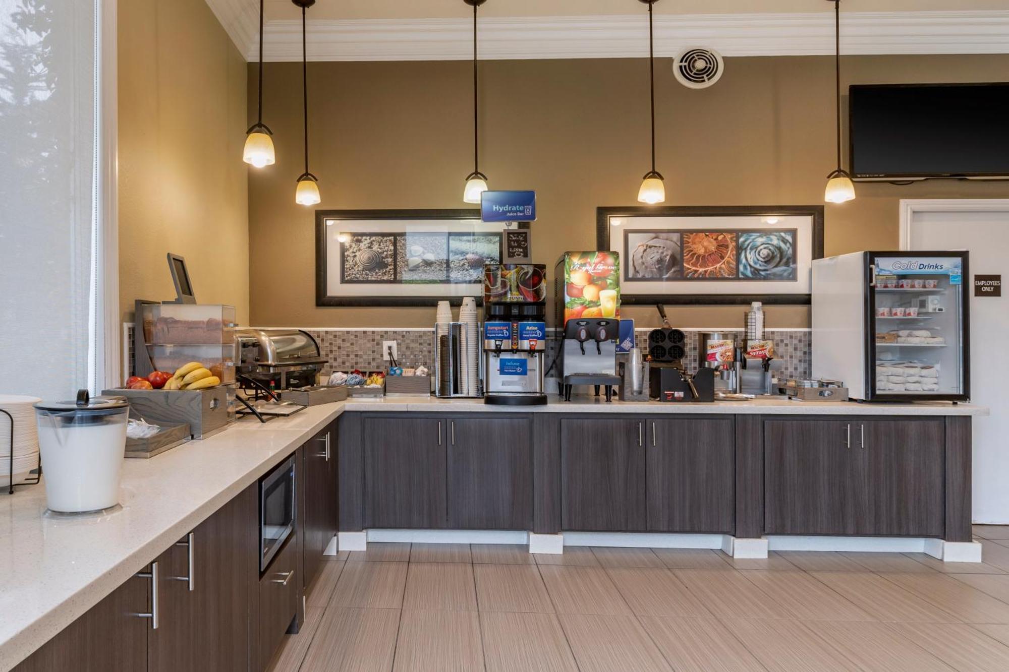 Best Western Carmel'S Town House Lodge Bagian luar foto
