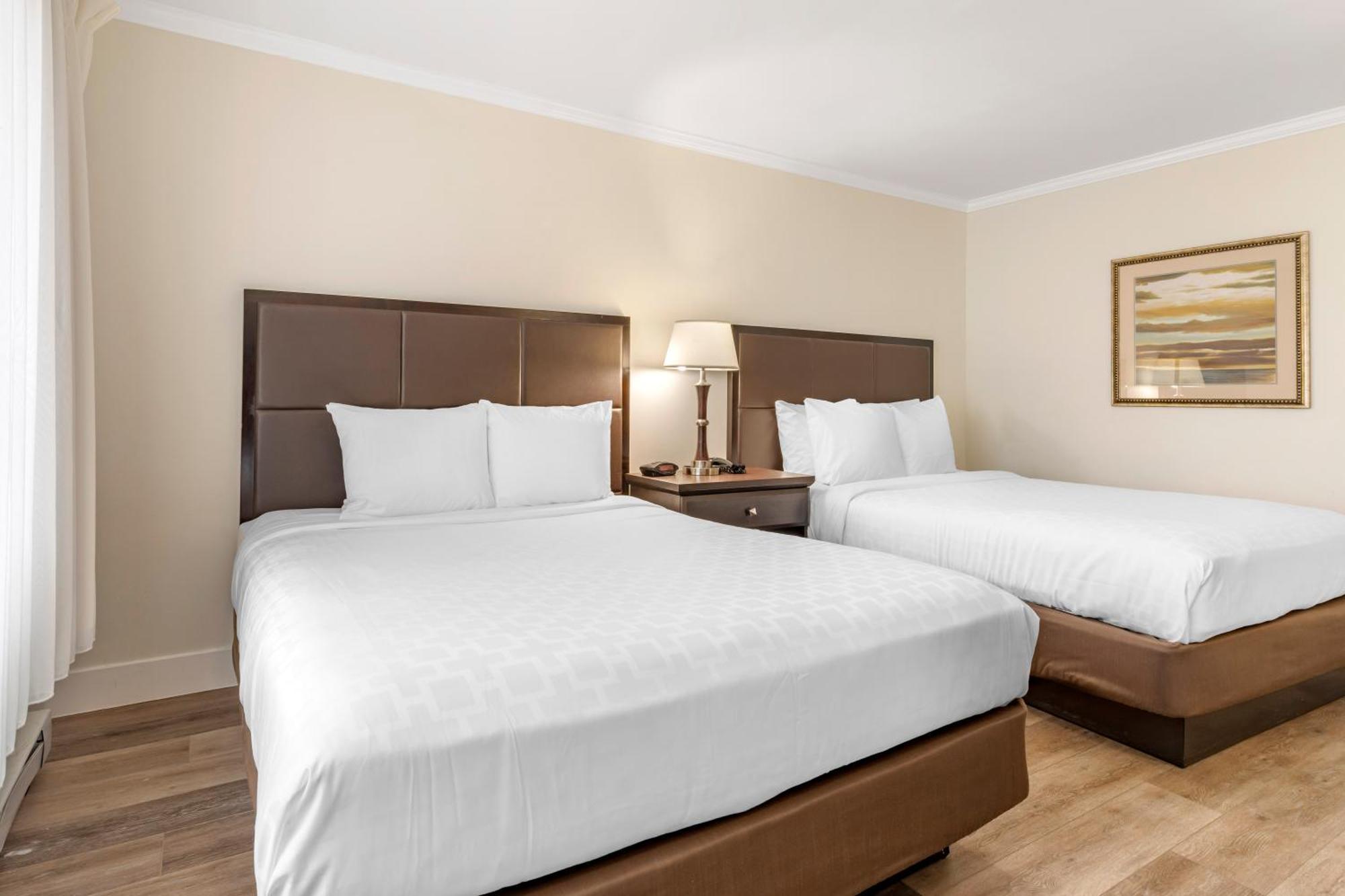 Best Western Carmel'S Town House Lodge Bagian luar foto